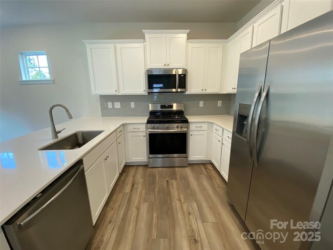 Photo - 18219 Stark Wy