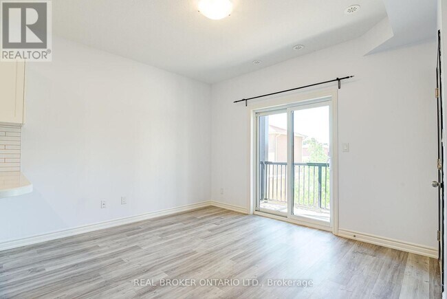 Photo - 164 Heiman St