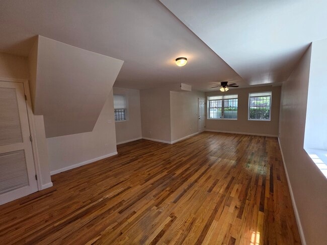 Photo - 203 Halladay St Unit 1