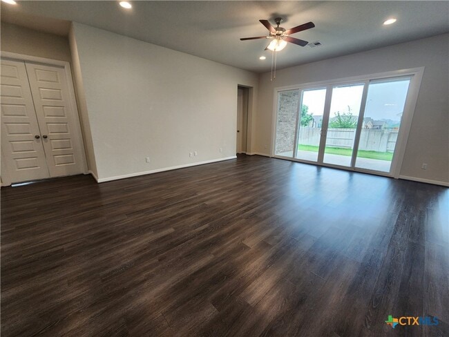 Photo - 2209 Hoja Ave