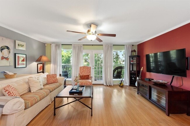 Photo - 1818 S Lakeshore Blvd Unit 15