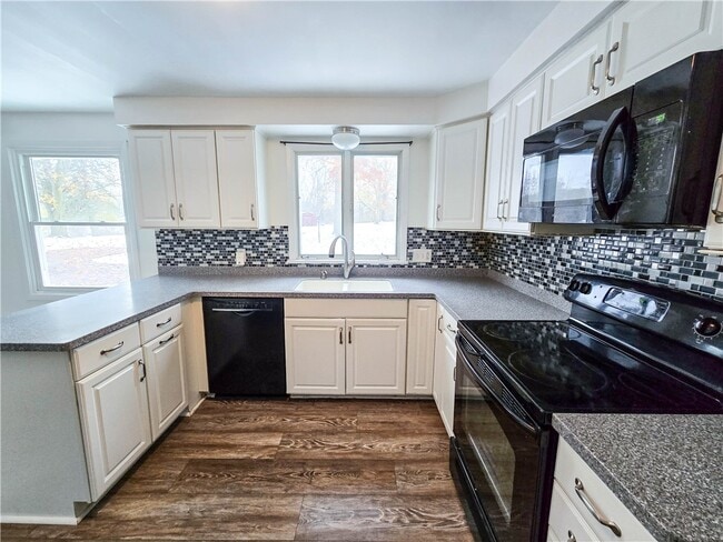 Photo - 512 Bromley Rd