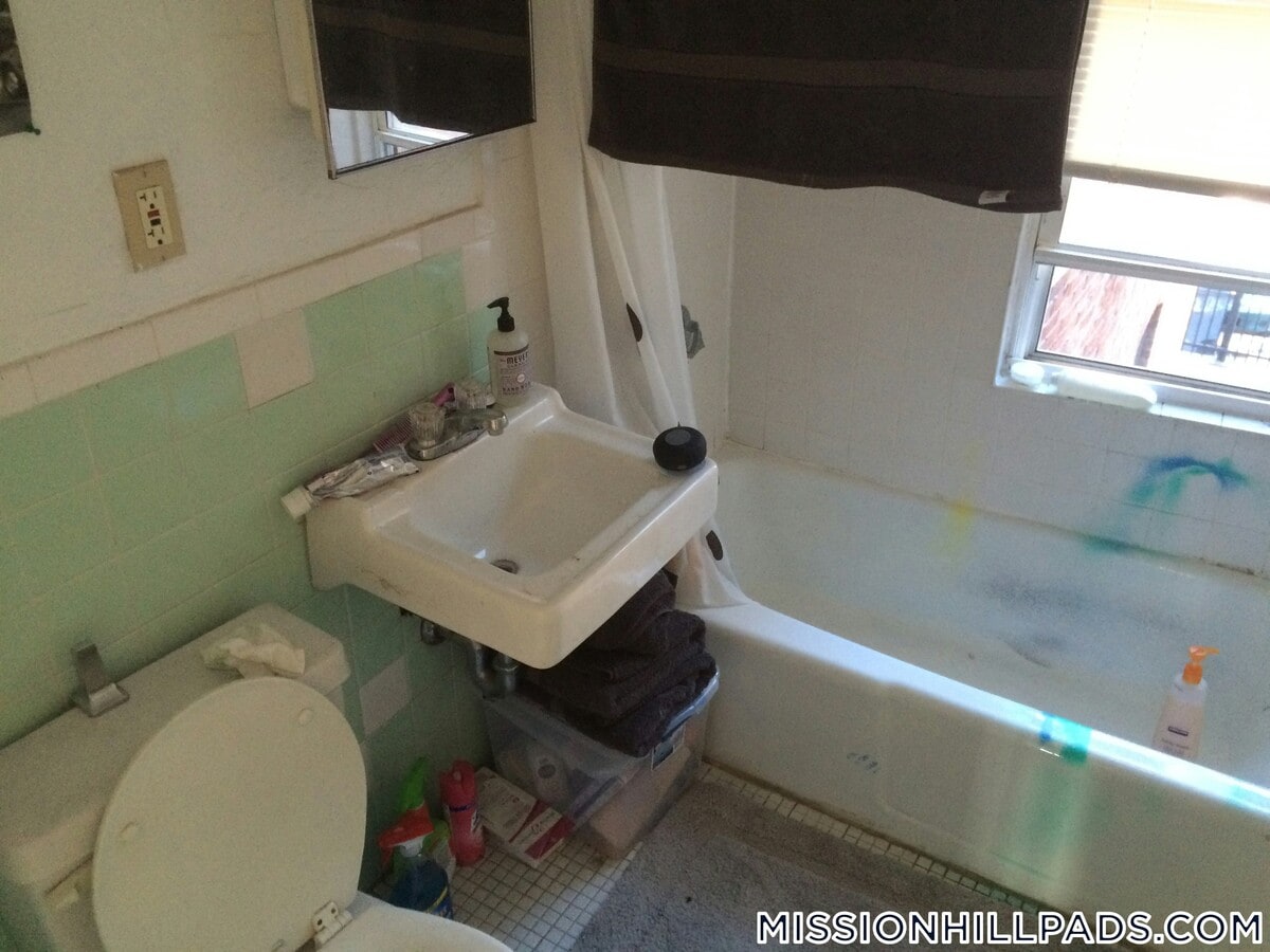 Photo - 28 S Huntington Ave Unit 301