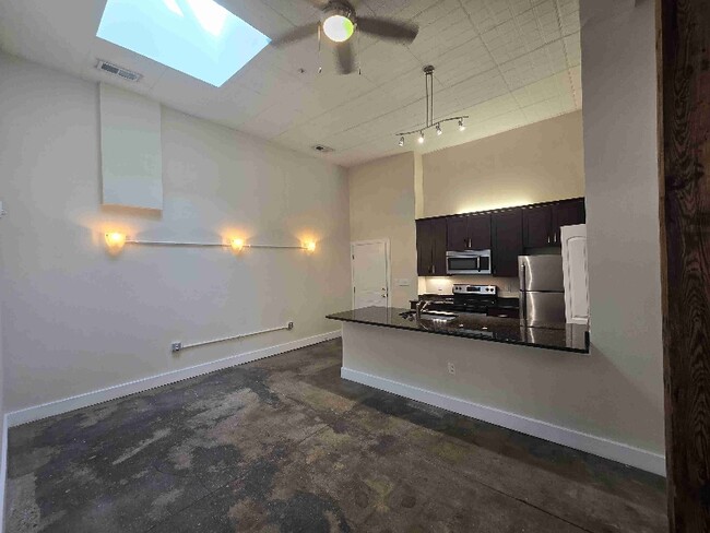 Photo - 7 W 13th St Apartment Unit 1000