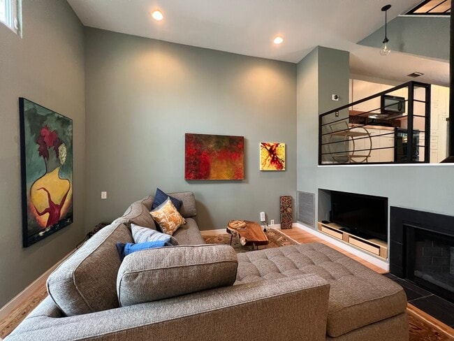 Photo - 4405 Hazard Street