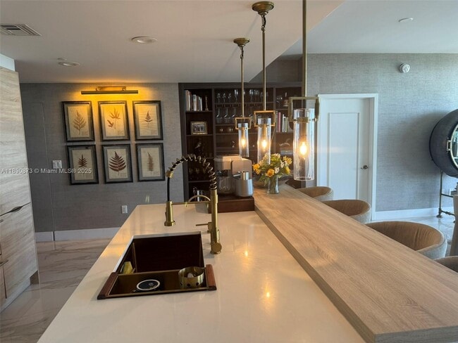 Photo - 16385 Biscayne Blvd Unit 3018