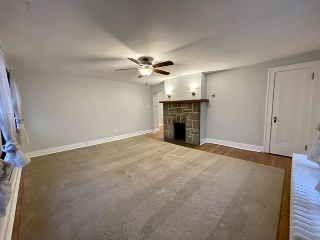 Building Photo - 16 Maplewood Ave Unit 16 Rental