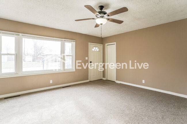 Photo - 2410 6th Ave