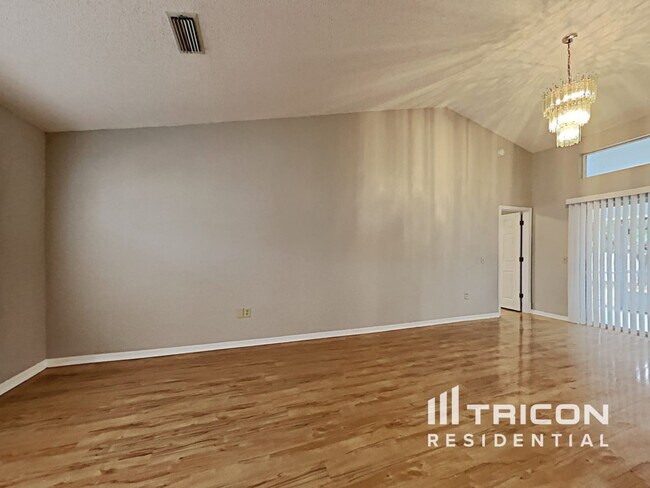 Photo - 14638 Coronado Dr