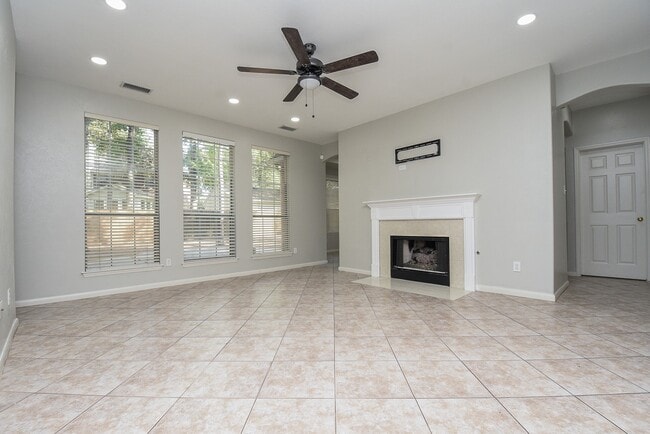 Photo - 202 W Sterling Pond Cir