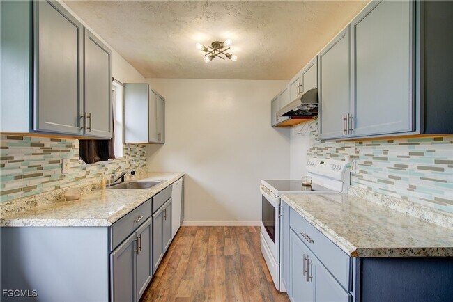 Photo - 3701 21st St SW