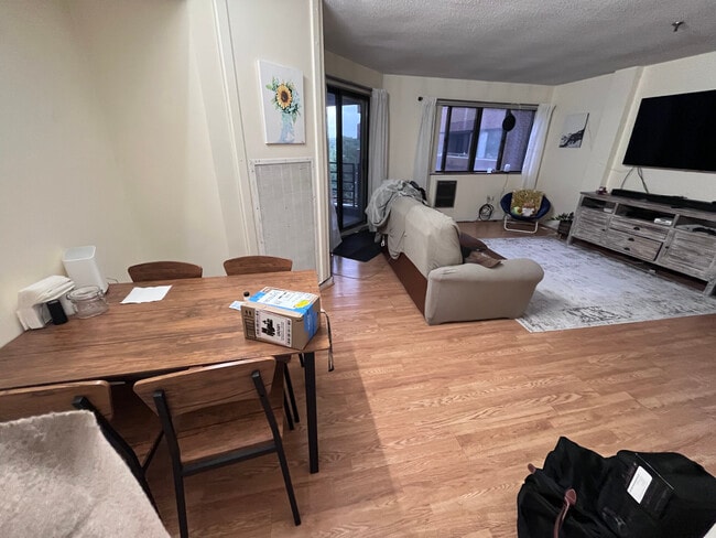 Photo - 153 Kelton St Unit 507