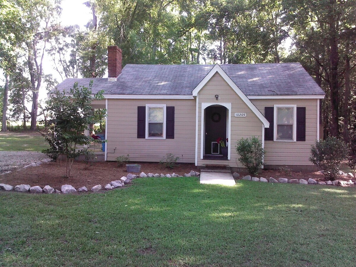 Photo - 10205 Garners Ferry Rd House