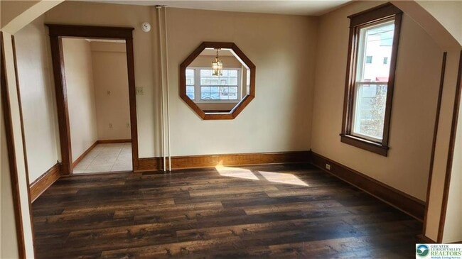 Photo - 4631 Lehigh Dr