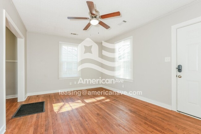 Photo - 5004 W 31st St