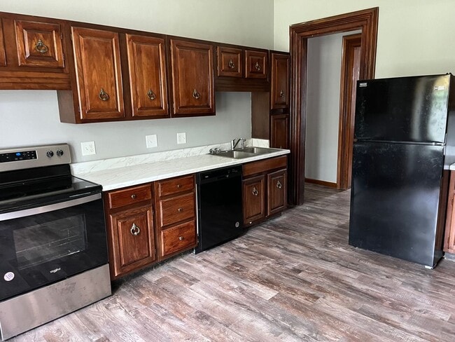 Building Photo - 349 6th Ave S Unit #1 Rental