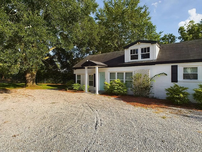 Photo - 3718 Live Oak St