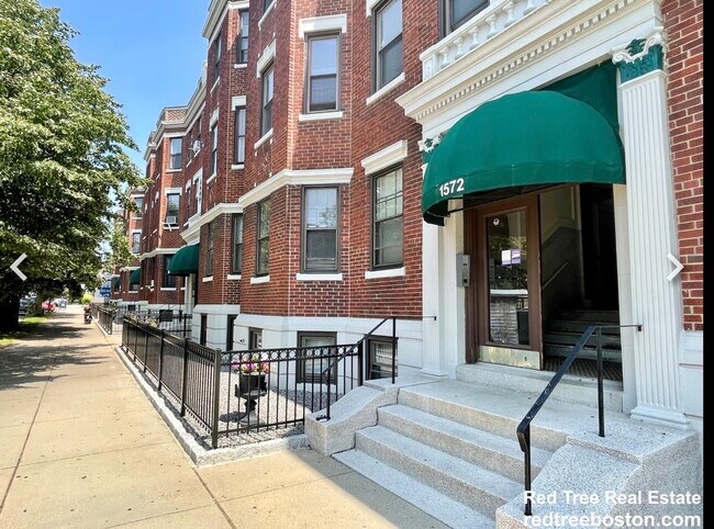 Photo - 1572 Commonwealth Ave Unit 3