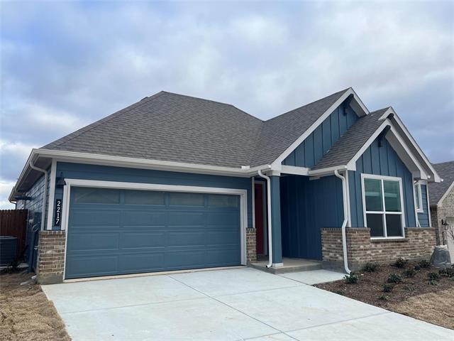 Photo - 2217 Redwing Dr