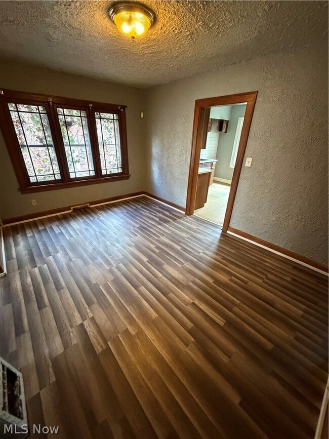 Photo - 119 Upland Ave