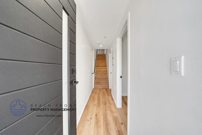 Photo - 660 N. Mariposa Ave.