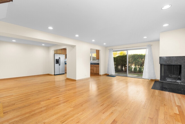 Photo - 1723 Wildberry Dr