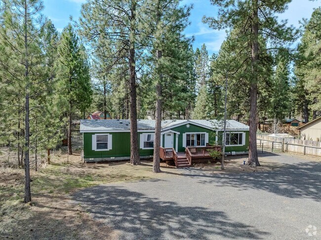 Building Photo - Home with Shop Close to Big Deschutes