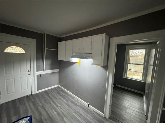 Photo - 114 S Carbon St