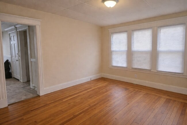 Photo - 100 Albemarle St Unit 1