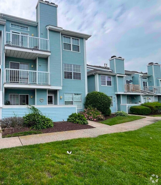 Building Photo - 192 Heather Croft Unit 192 Rental