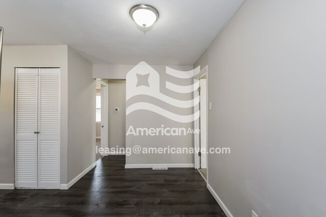 Photo - 3402 Longview Dr