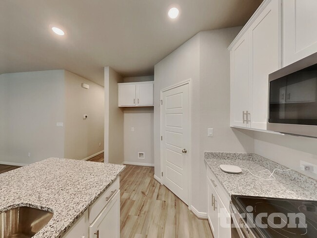 Photo - 5723 Jayden Pass