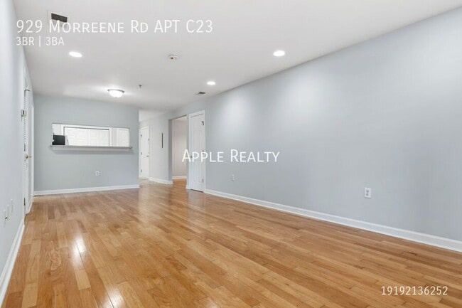 Photo - 929 Morreene Rd