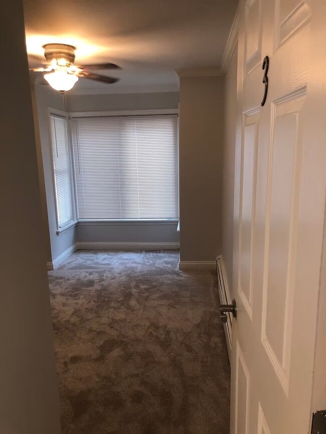 206-1 bedroom3 - 206 N. Normal