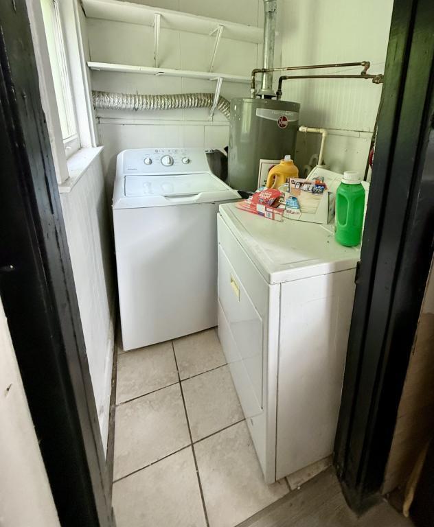 Photo - 7 W Hollister St