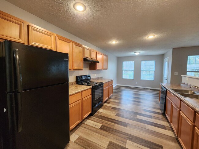 Photo - 4 bed 2 bath Home Located On The Eastside