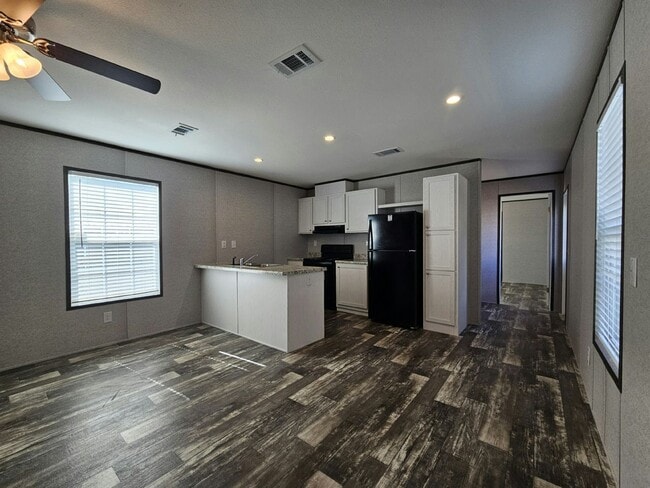 Photo - 1041 Myakka Dr