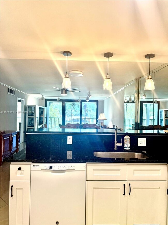 Photo - 1627 Riverview Rd Unit 212