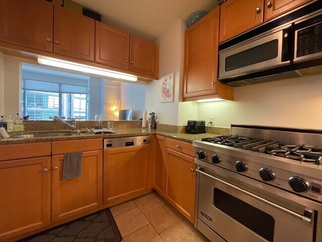 Photo - 1 Avery St Unit 12E