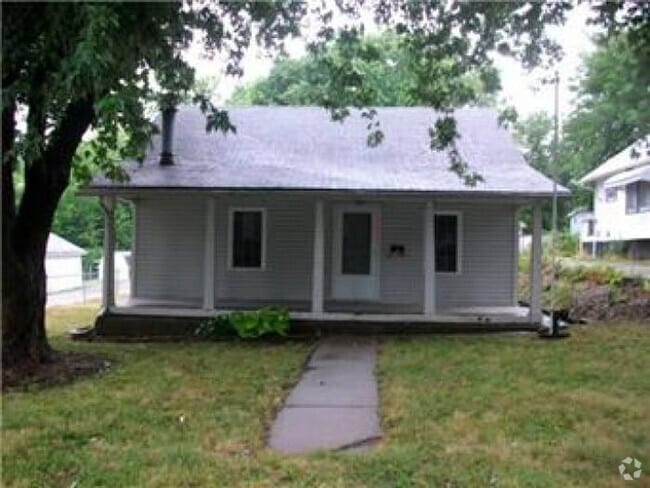 Building Photo - 106 N Huttig Ave Rental