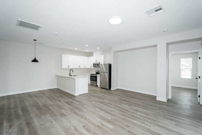 Photo - 1140 Sixshooter Ave