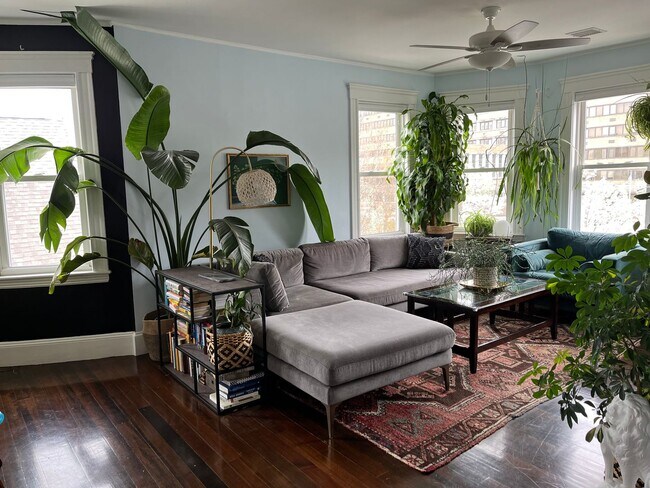 Photo - 2145 Dorchester Ave