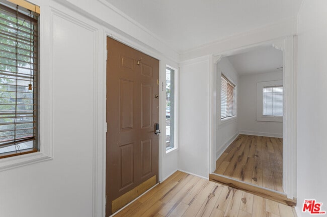 Photo - 1300 Sanborn Ave