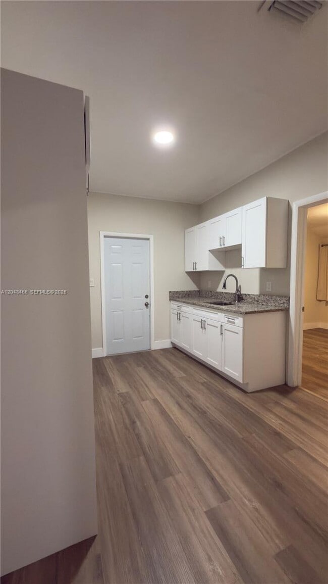 Photo - 103 NW 35th St