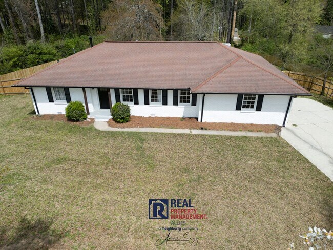 Photo - Newly Remodeled Rental Home on Acreage
