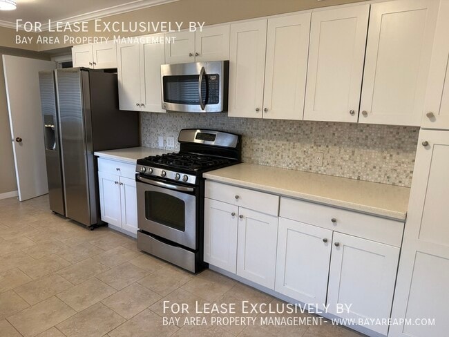 Photo - 1393 Geneva Ave