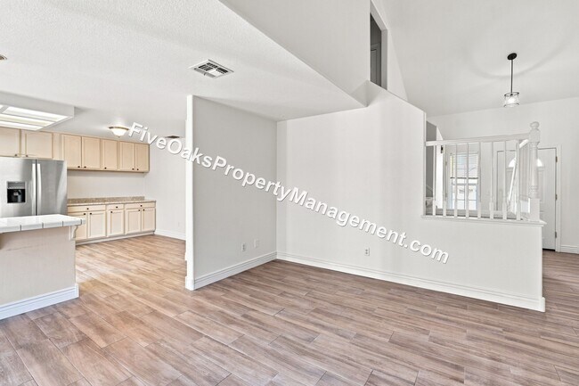 3080 Cambridge Rd