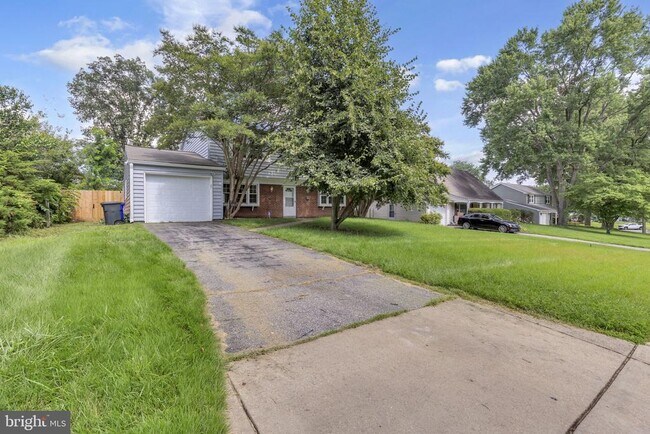 Photo - 2807 Folsom Ln