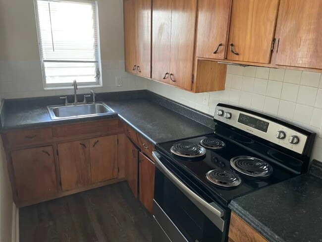 Photo - The Corvette Apartments
