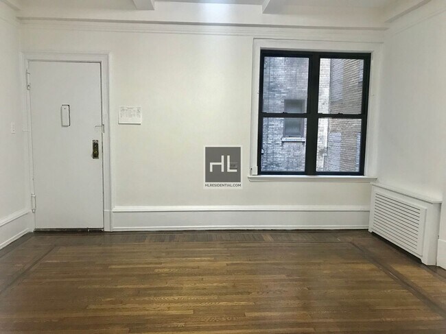 Photo - WEST 55 STREET Unidad 2C